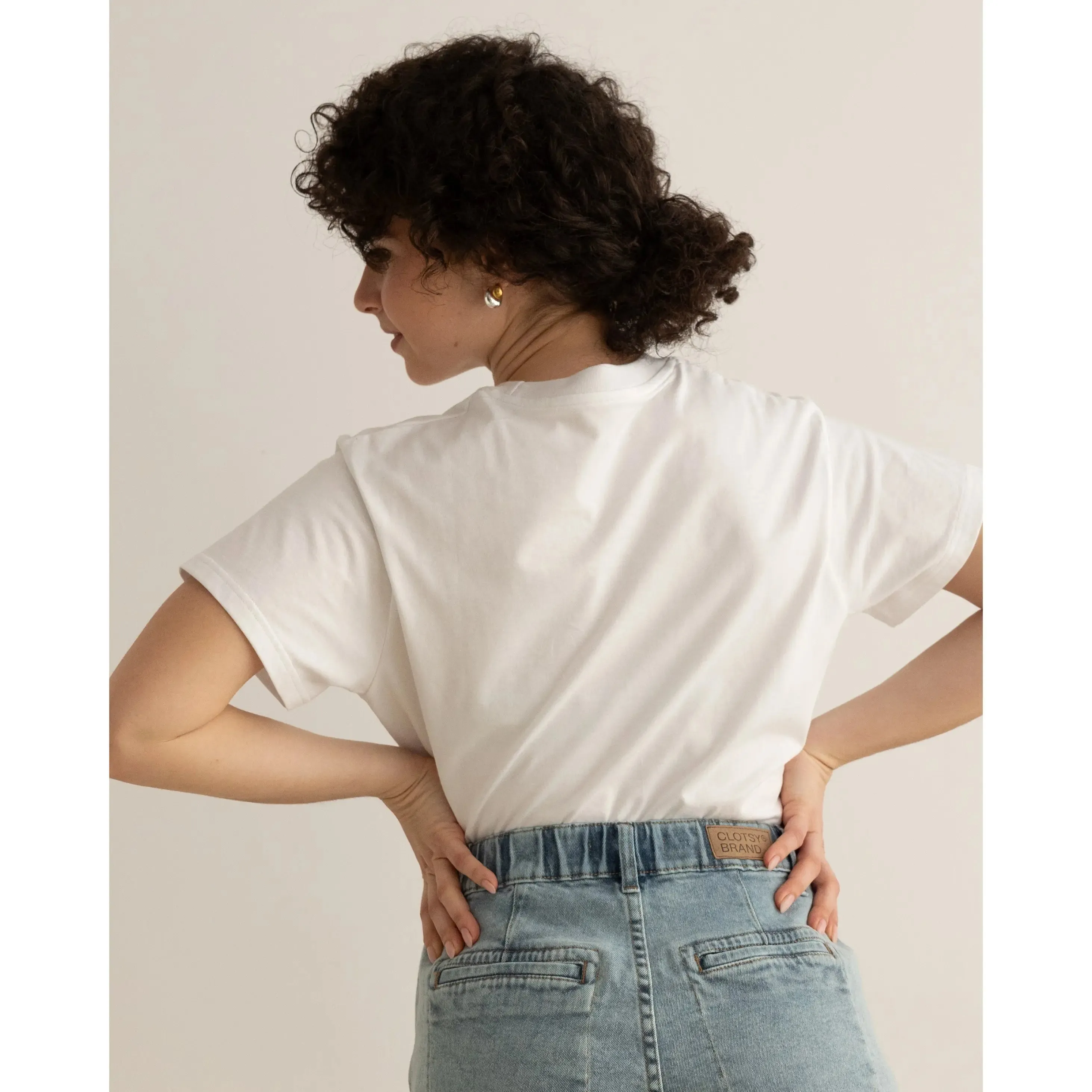 Everybody T-Shirt White sold by Ivalo.com product image thumbnail 5