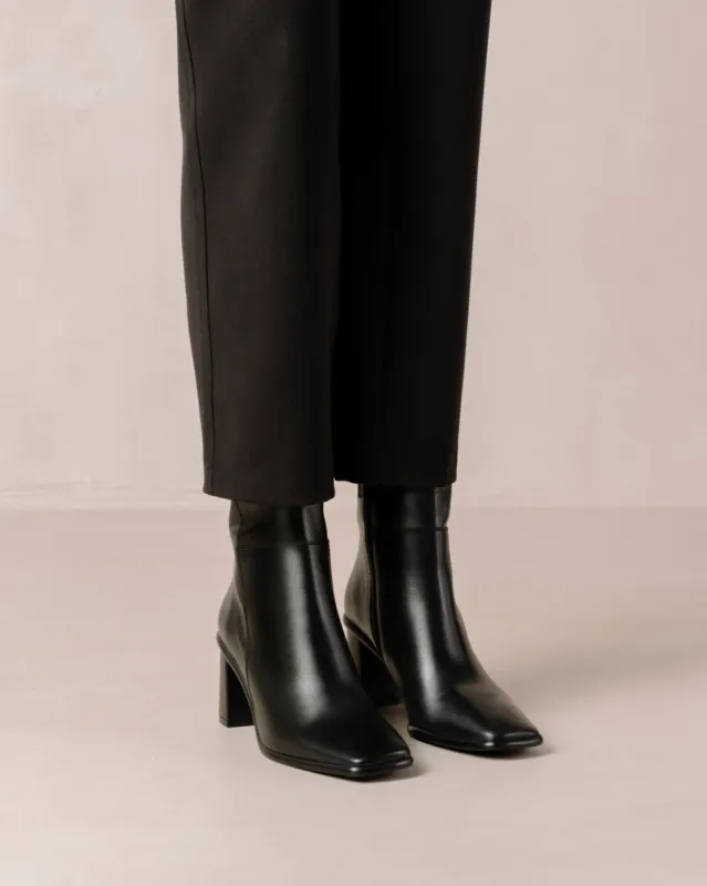 West Leather Ankle Boots Total Black sold by Ivalo.com