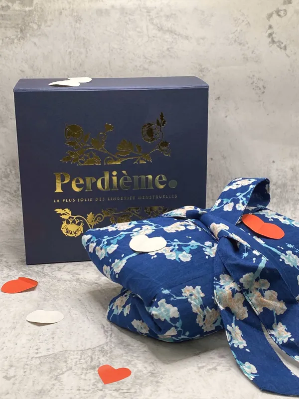 Kimono Gift Box Blue sold by Ivalo.com