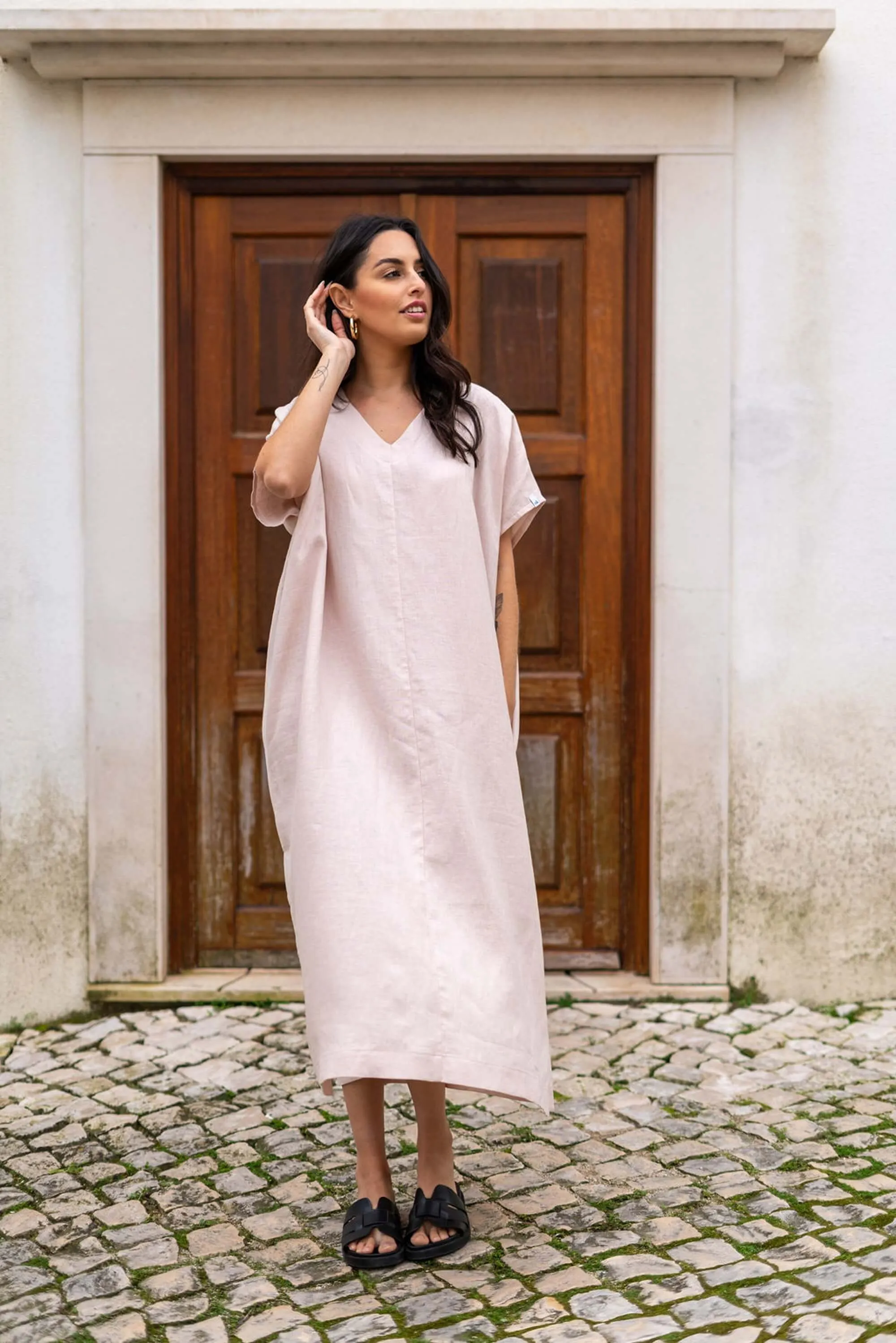 Naomi Dress Sandshell Beige sold by Ivalo.com