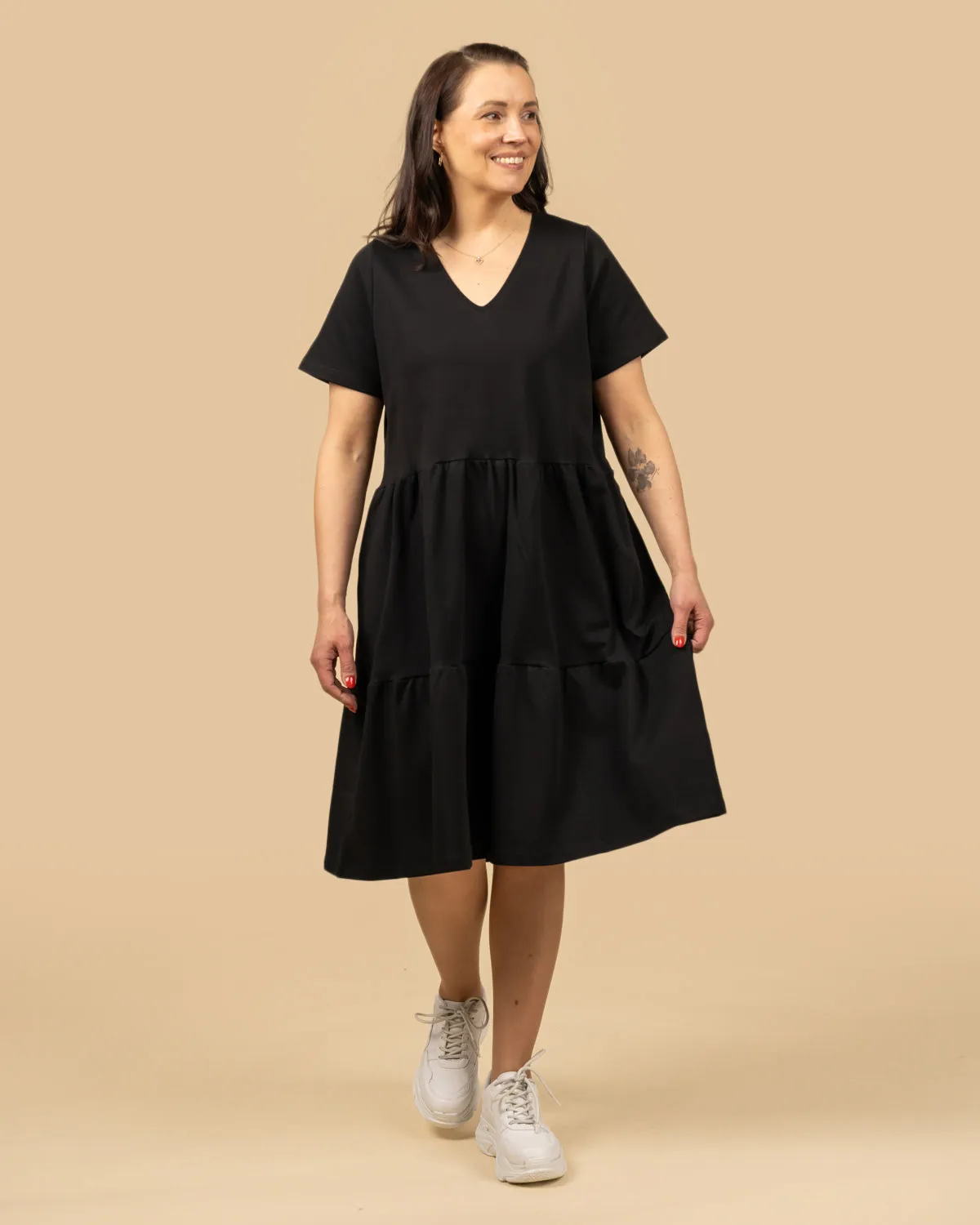 V-neck Dress Black sold by Ivalo.com product image thumbnail 2