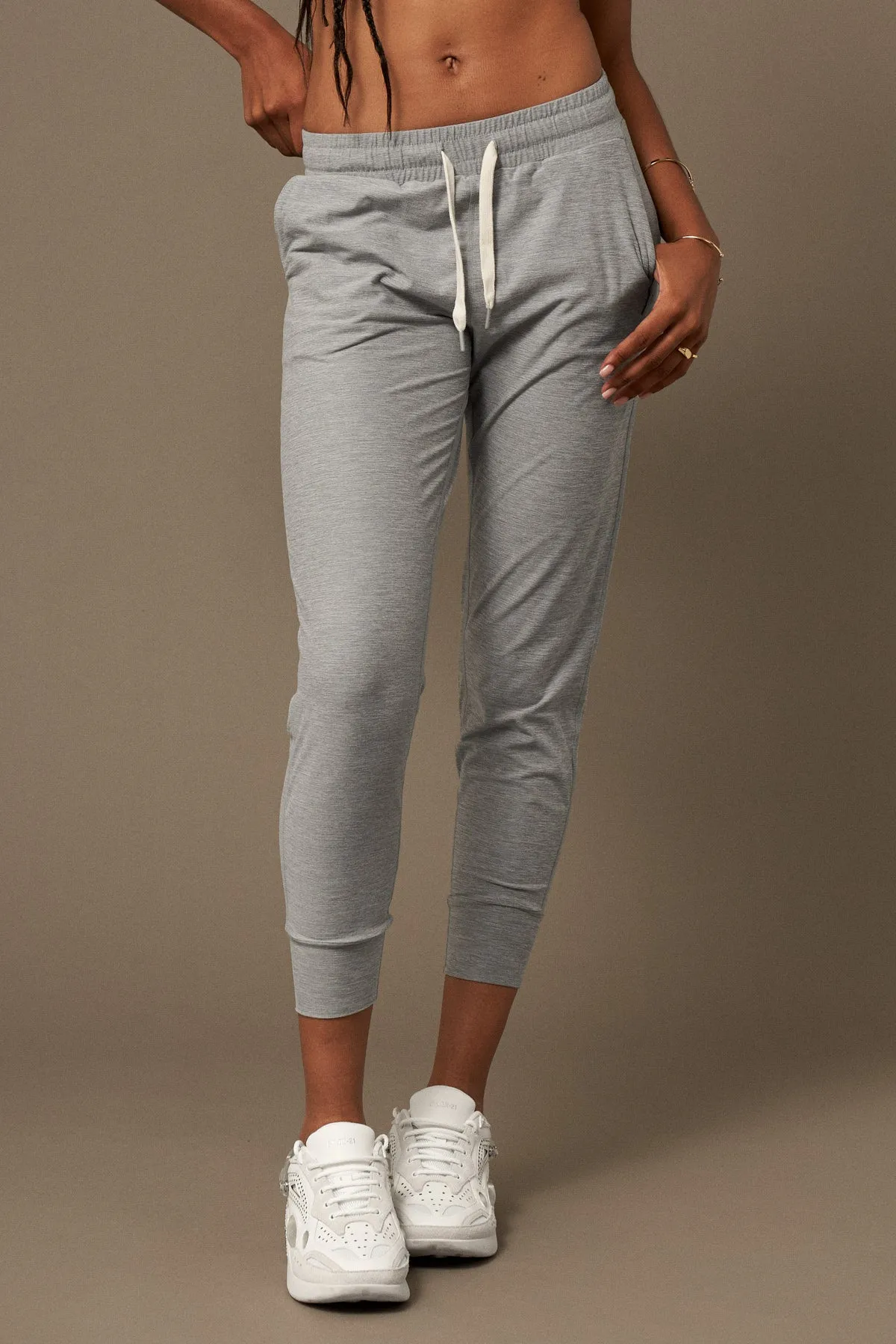 Lounge Joggers Grey Melange sold by Ivalo.com