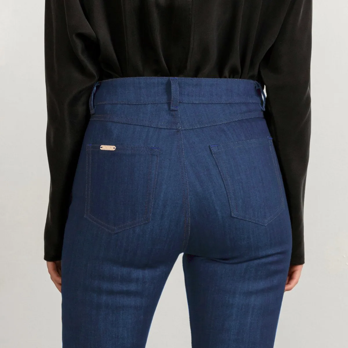 Straight Leg Cropped Jeans Mid Blue sold by Ivalo.com product image thumbnail 3