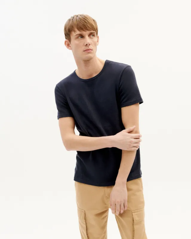 Thick T-Shirt Navy sold by Ivalo.com