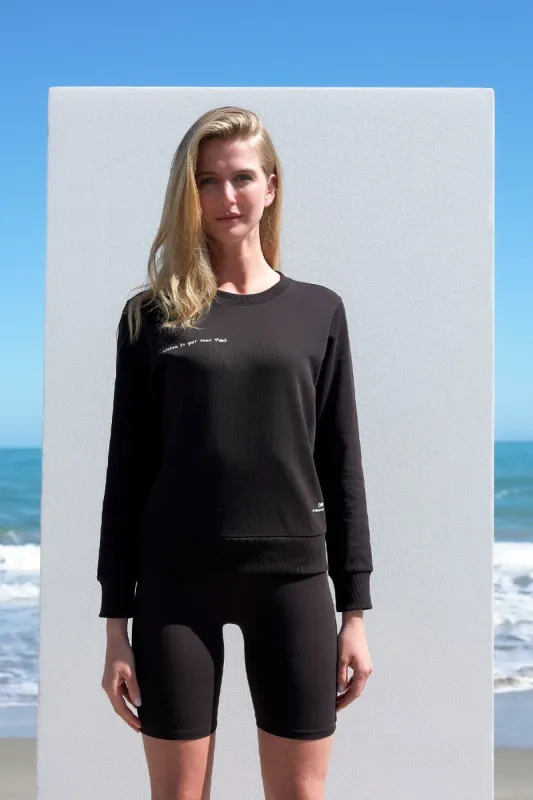 Printed Crew Neck Sweatshirt Black sold by Ivalo.com