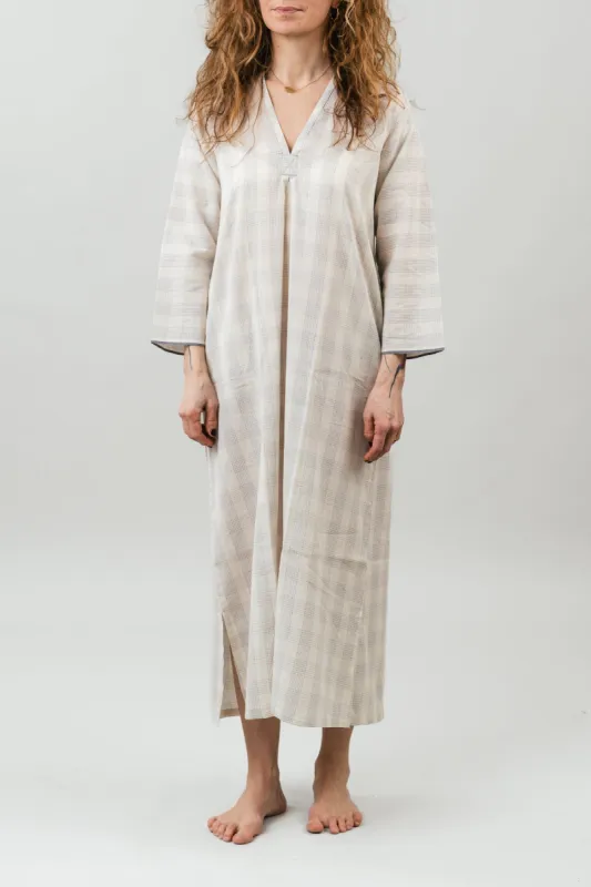 V Neck Maxi Dress Grey sold by Ivalo.com