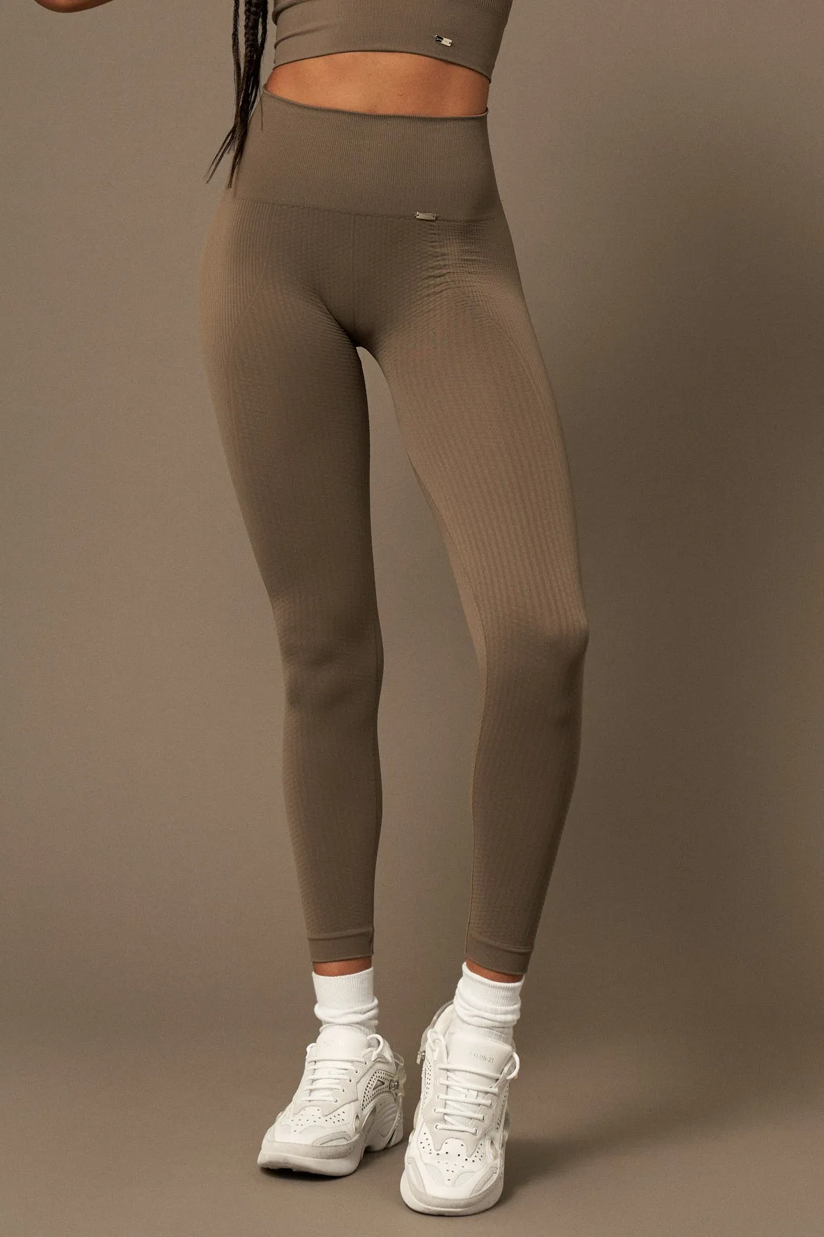 Flow Leggings Brown sold by Ivalo.com