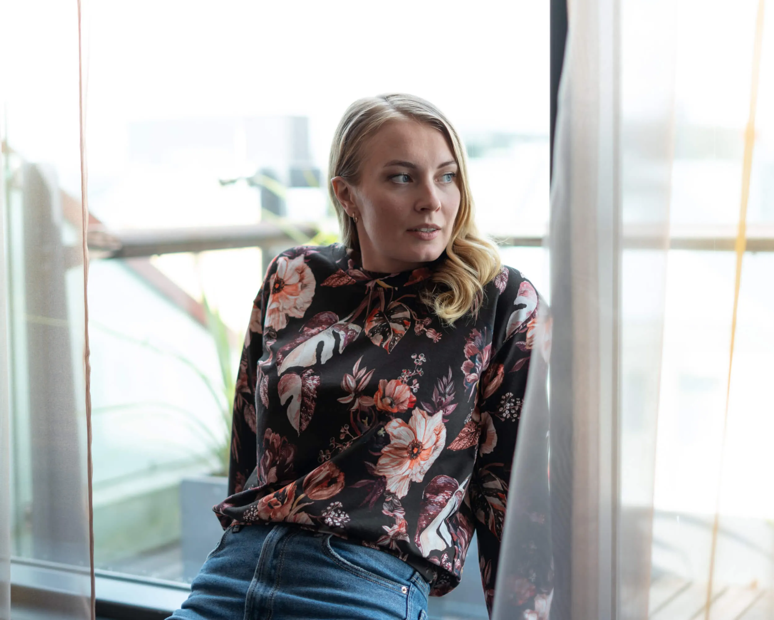 Casual Chic Print Shirt Harvest Poppies sold by Ivalo.com product image thumbnail 4