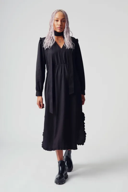 Alina Tencel Dress Black sold by Ivalo.com