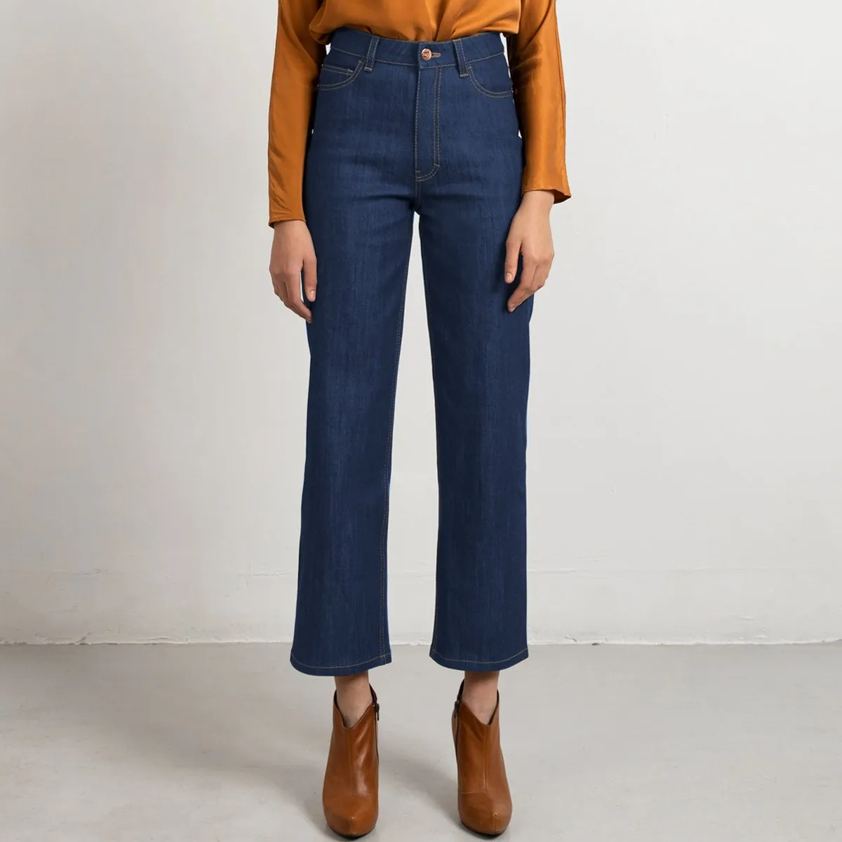 Mid Blue Wide Leg Jeans With Sand Stitch sold by Ivalo.com product image thumbnail 3