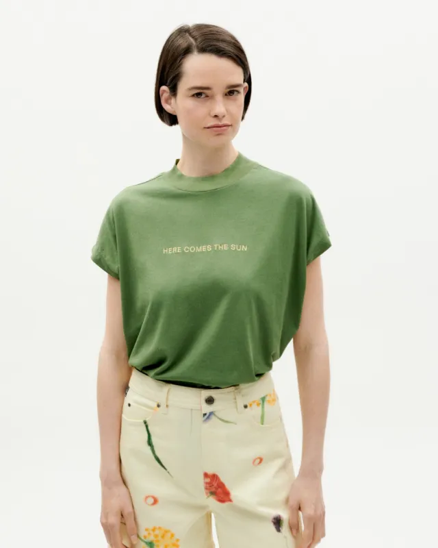 Here Comes The Sun T-Shirt Cactus Green sold by Ivalo.com