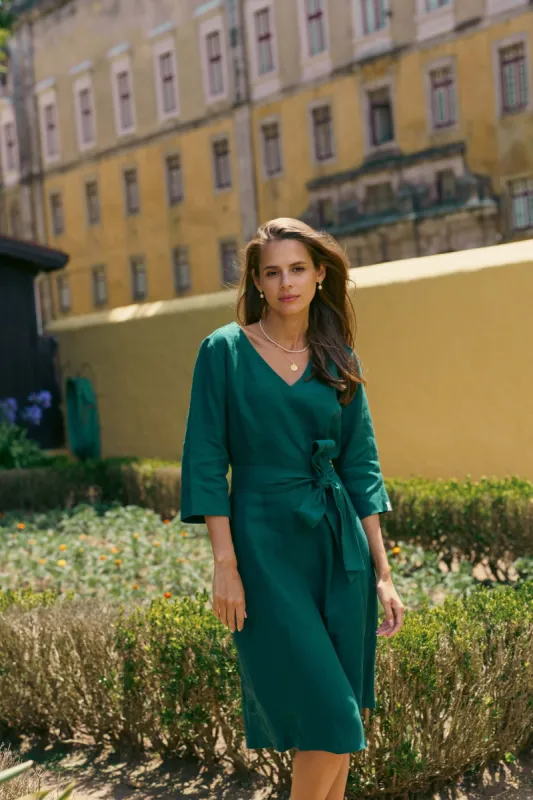 Vera Dress Linen Dress Evergreen sold by Ivalo.com