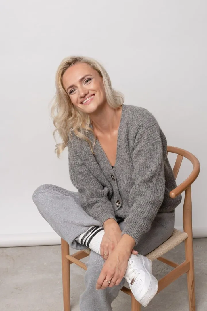 Alma Cardigan sold by Ivalo.com product image thumbnail 3