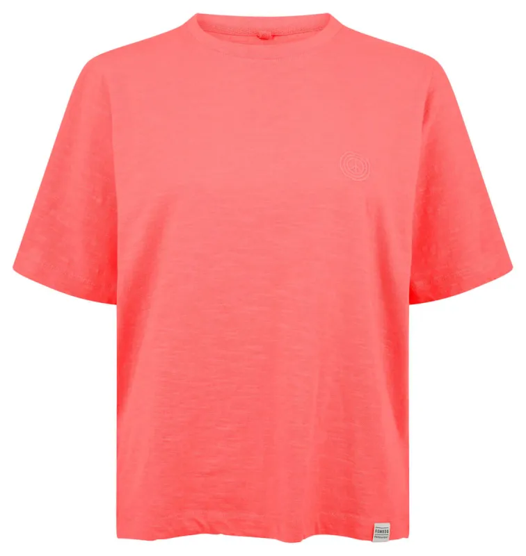 Inga T-Shirt True Pink sold by Ivalo.com