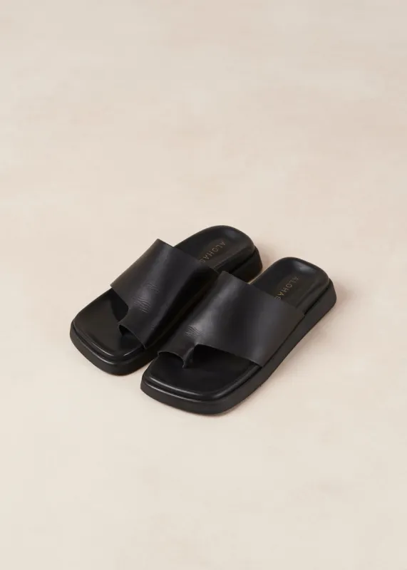 Toe Ring Flop Sandal Black sold by Ivalo.com