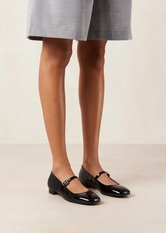 Por Do Sol Onix Leather Ballet Flats Black sold by Ivalo.com