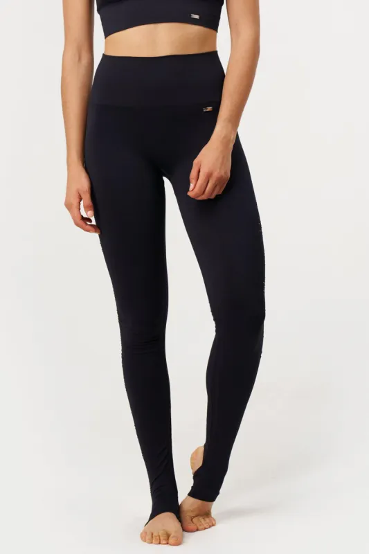 Karma Legging 2.0 Black sold by Ivalo.com