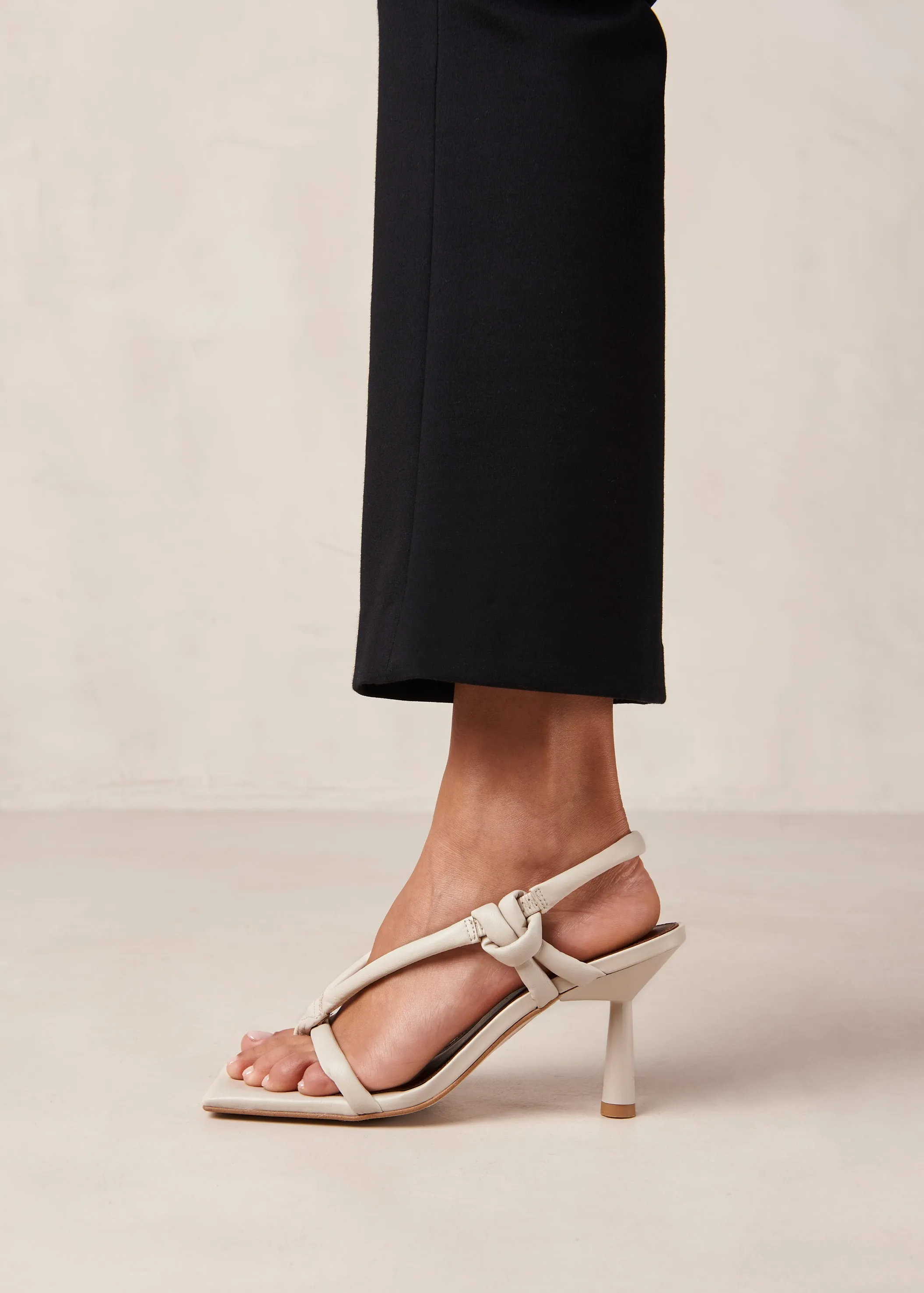 Sheila Leather Sandals Cream White sold by Ivalo.com