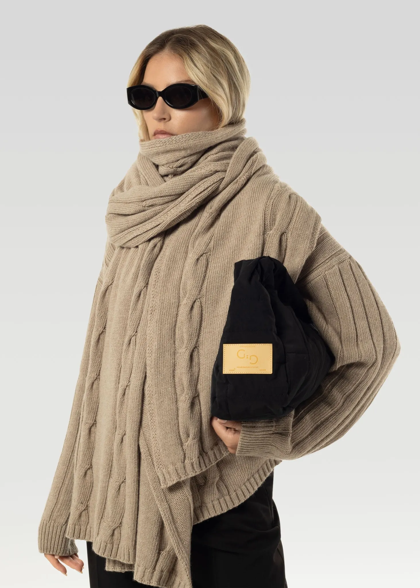 Henry Knitted Scarf Mocha Beige sold by Ivalo.com