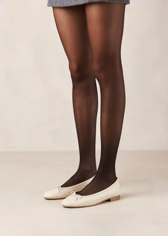 Oriana Leather Ballet Flats Cream White sold by Ivalo.com