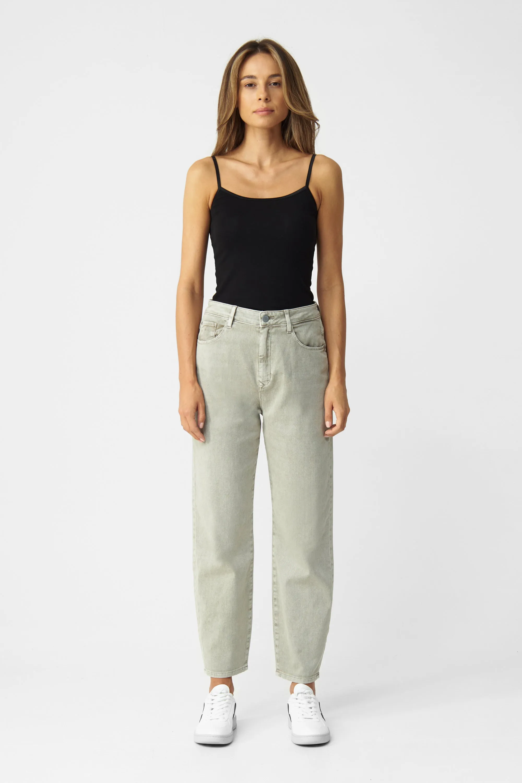 Stardust O-Shape Jeans Light Grey sold by Ivalo.com