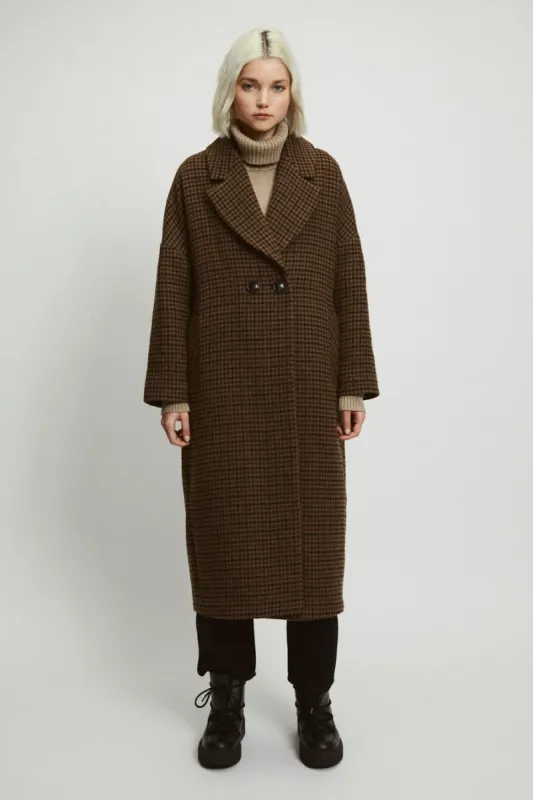 Cedar Wool Coat sold by Ivalo.com
