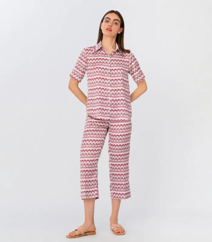 Pink Fantasy Print Cropped Pants sold by Ivalo.com