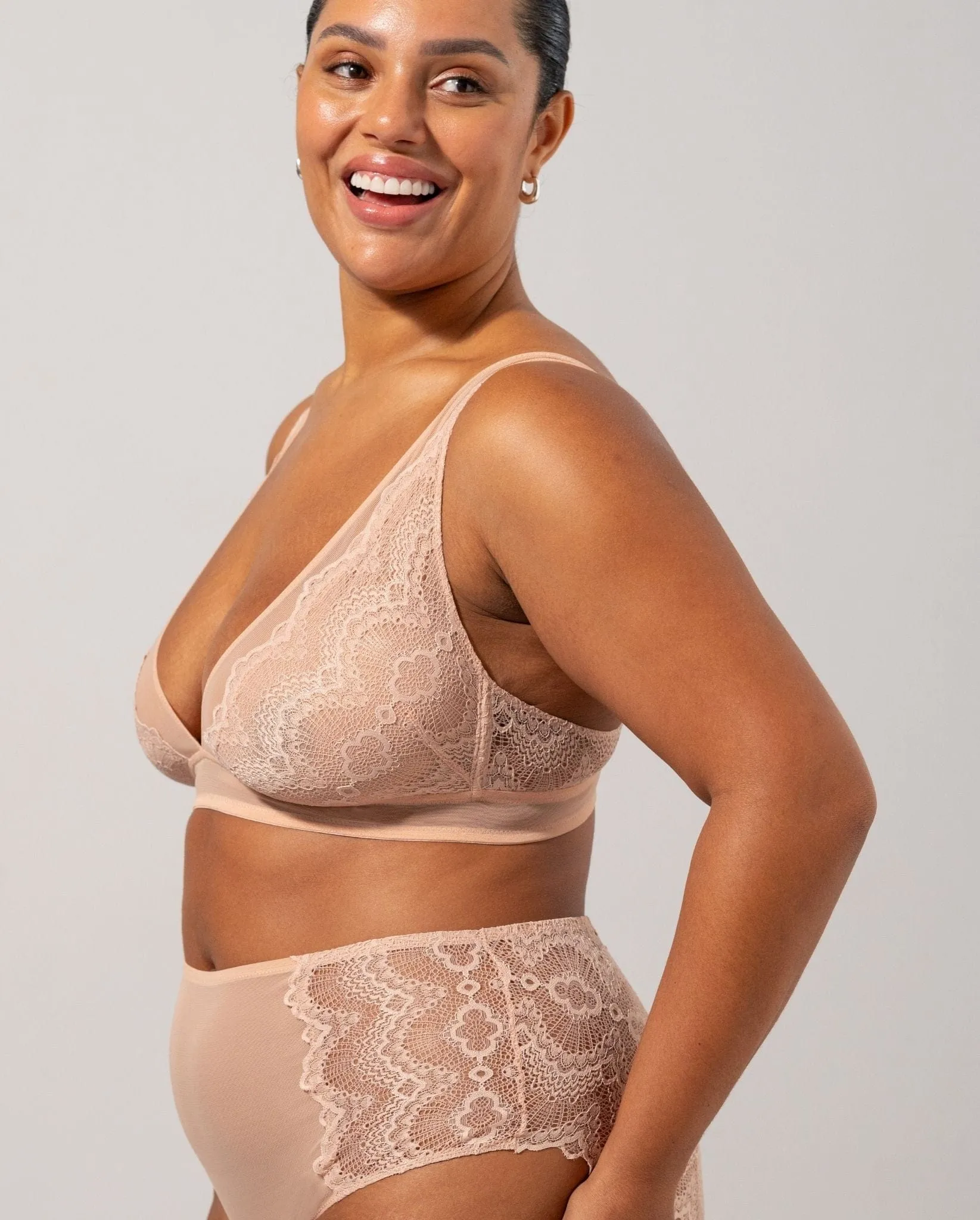 Lace Plunge Bralette Nude sold by Ivalo.com product image thumbnail 3