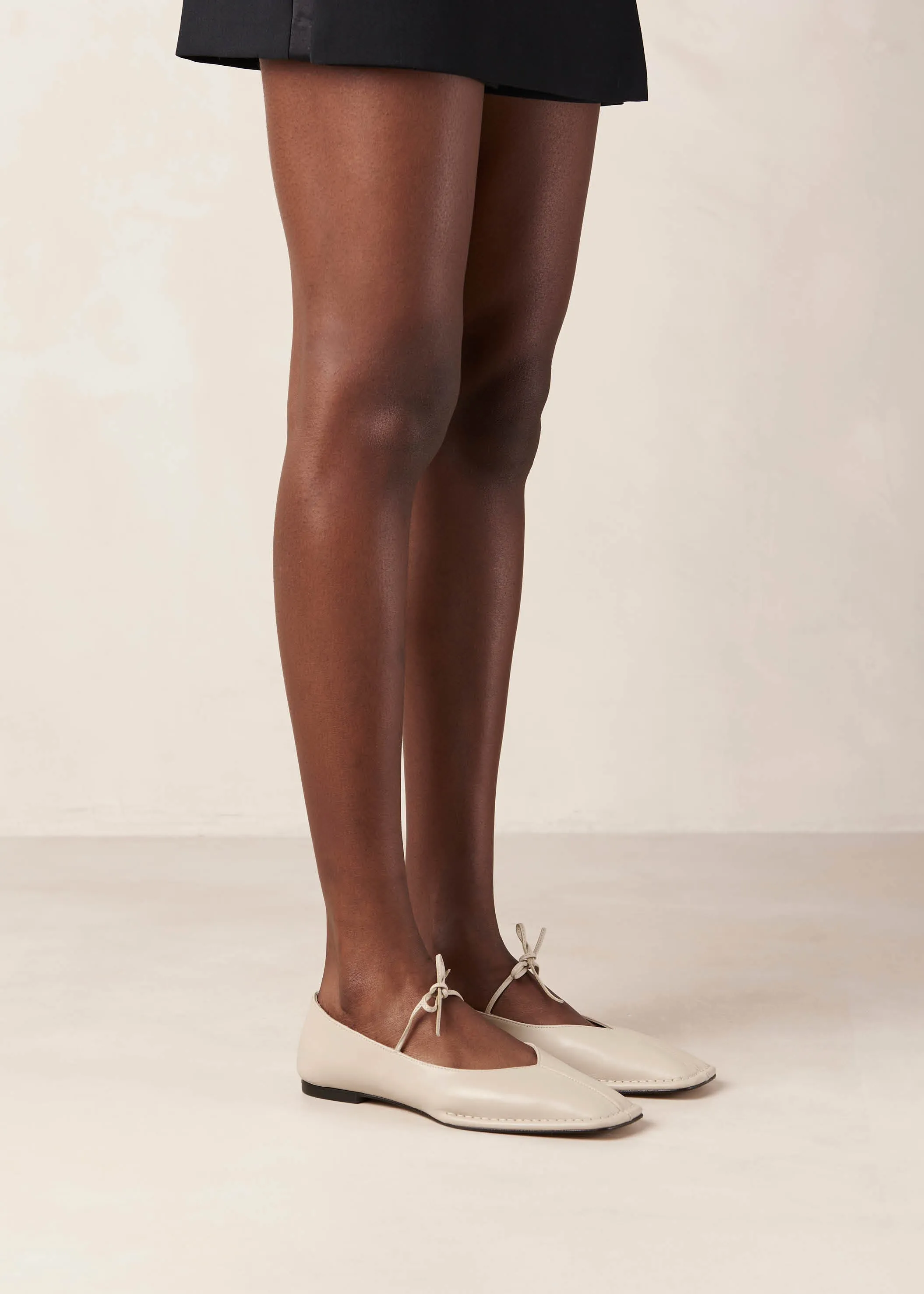 Sway Leather Ballet Flats Cream White sold by Ivalo.com