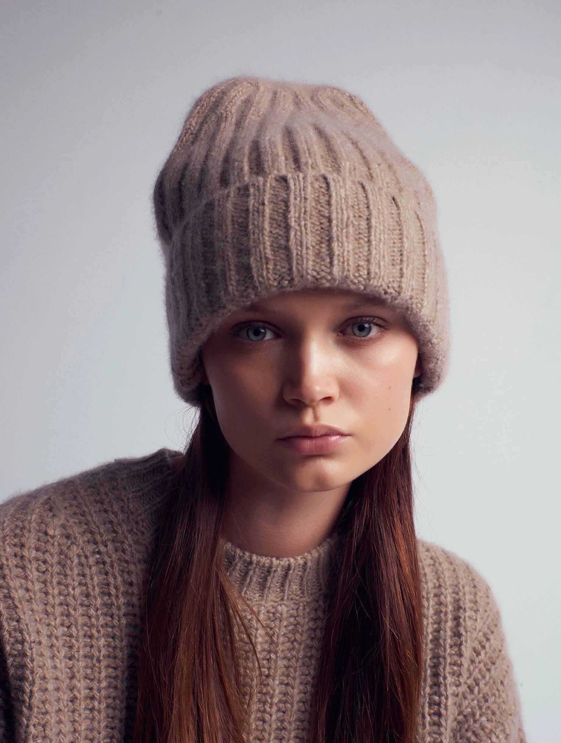 Ginebra Cashmere Beanie Brown sold by Ivalo.com