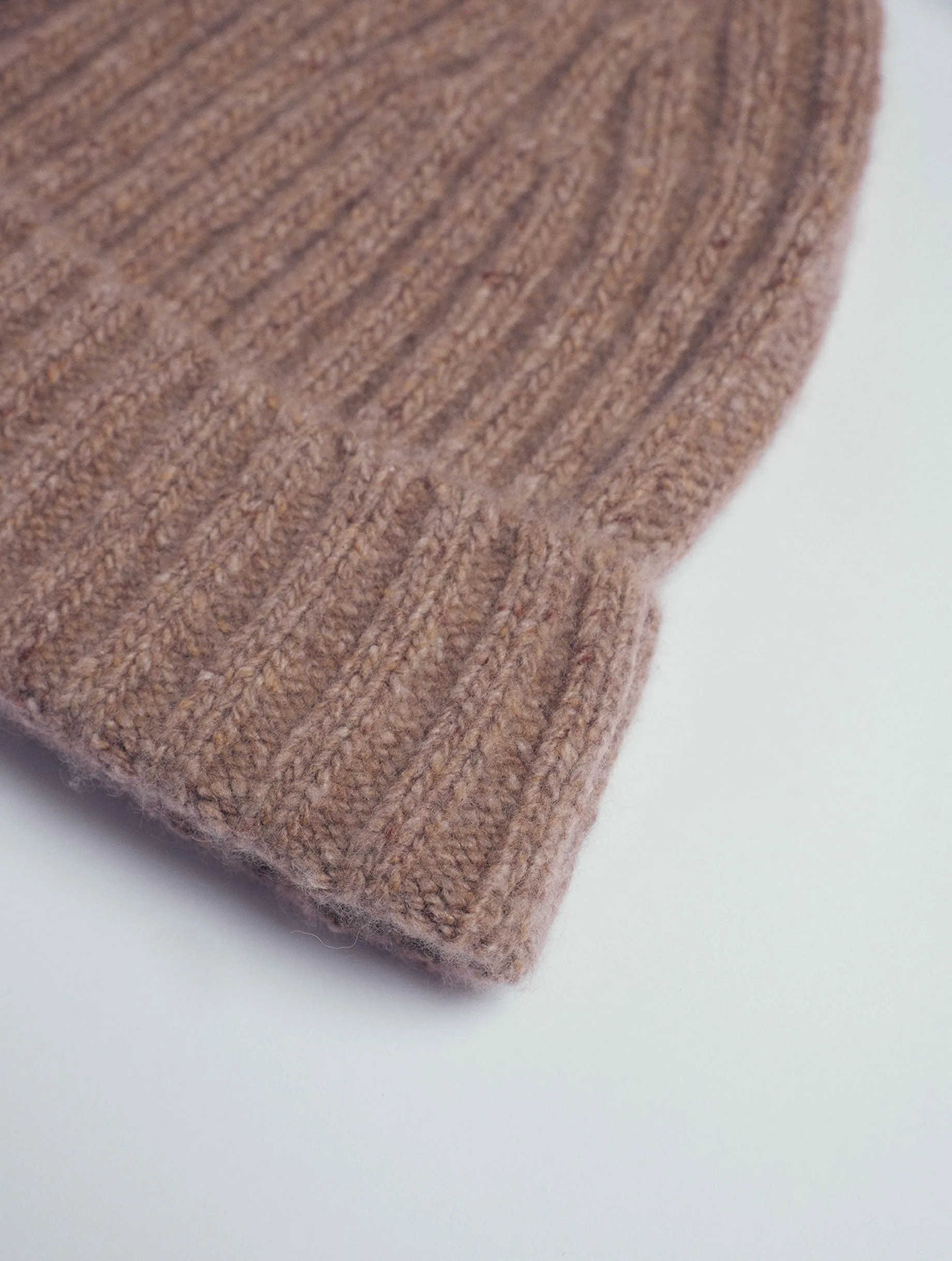 Ginebra Cashmere Beanie Brown sold by Ivalo.com product image thumbnail 3