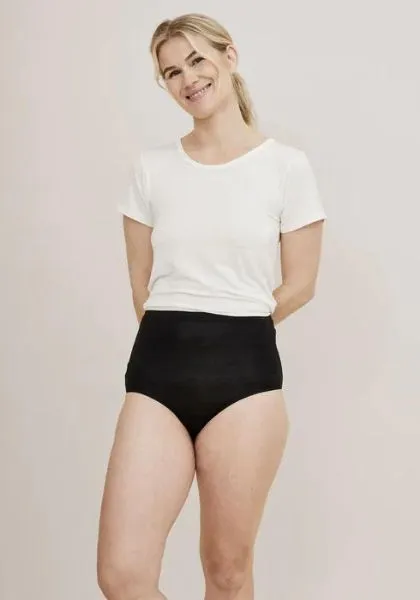 Women's Bamboo Underpants Black sold by Ivalo.com