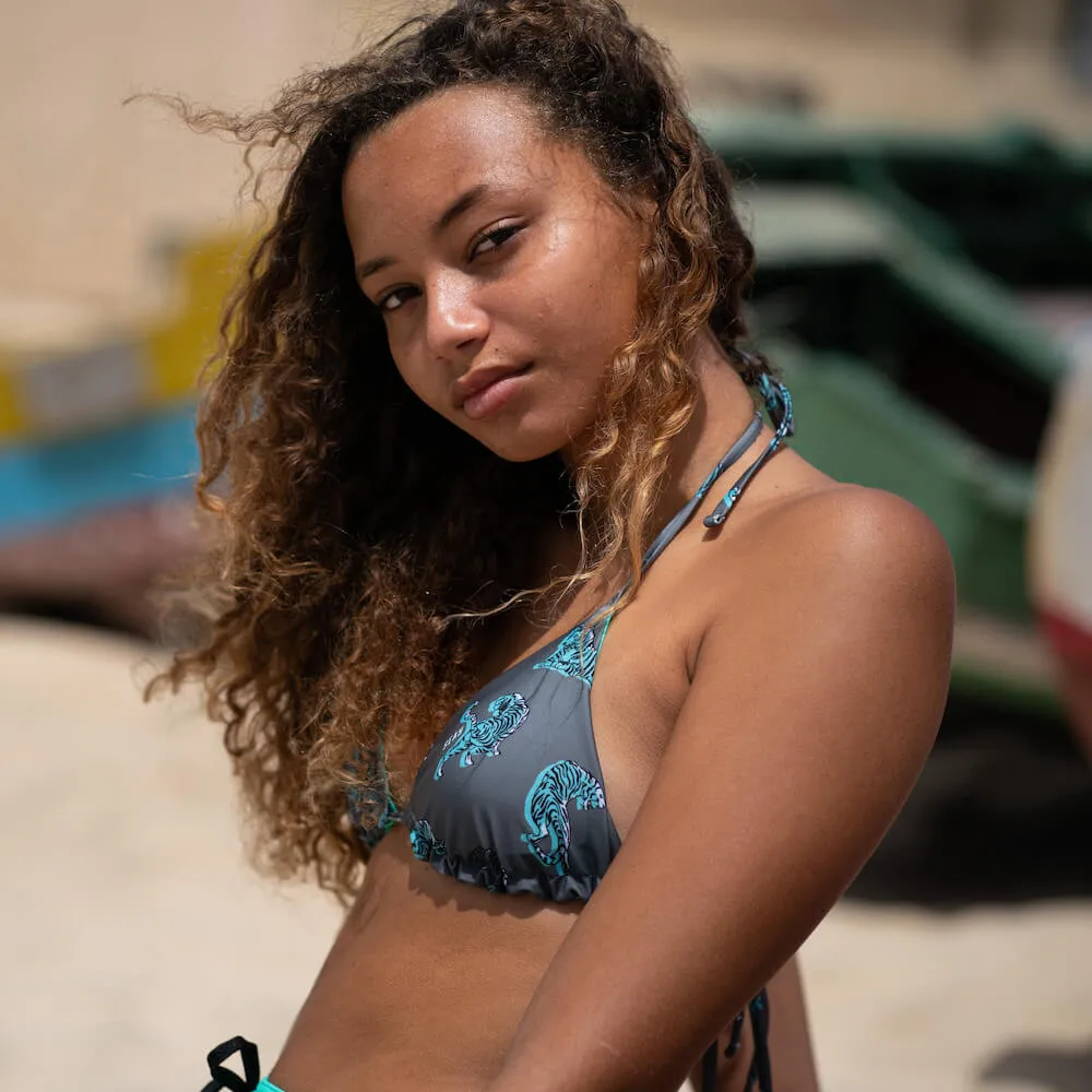 Reversible Triangle Gray Palila sold by Ivalo.com product image thumbnail 2