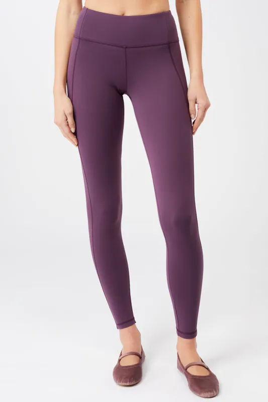 Limitless Legging Purple Passion sold by Ivalo.com