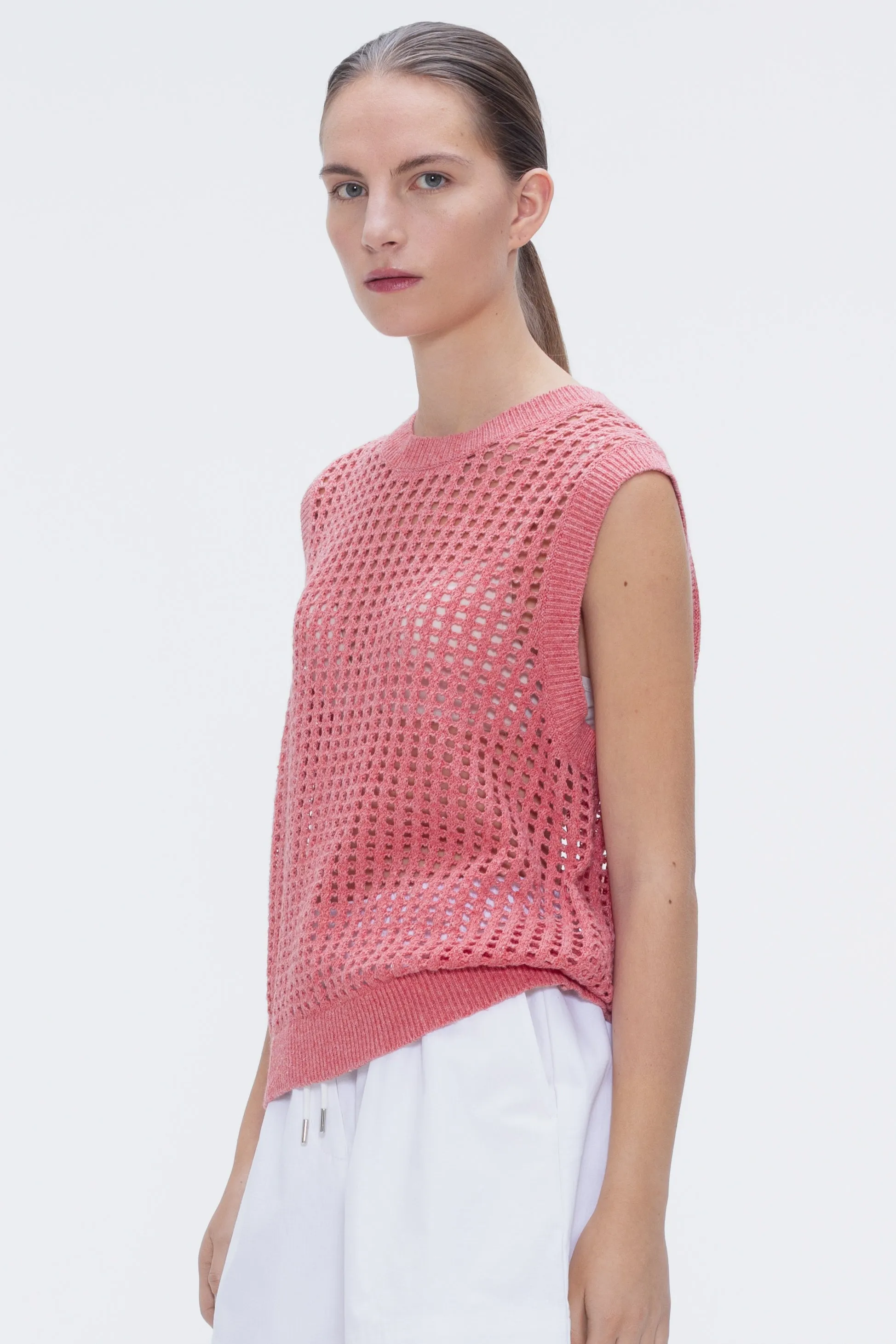 Margaret Crochet Vest Red sold by Ivalo.com product image thumbnail 2