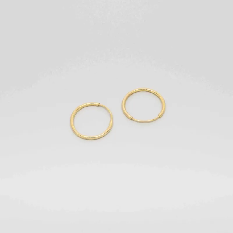 Shiny Mini Hoops sold by Ivalo.com