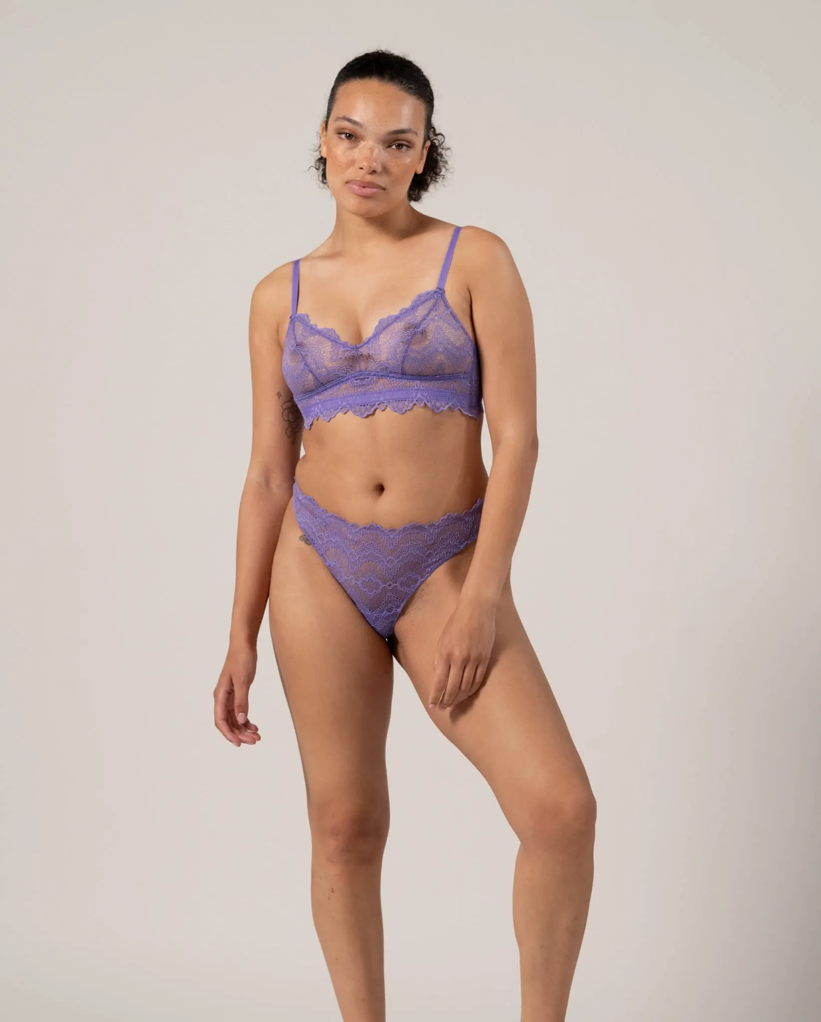 Lace Thong Electric Lilac sold by Ivalo.com product image thumbnail 5