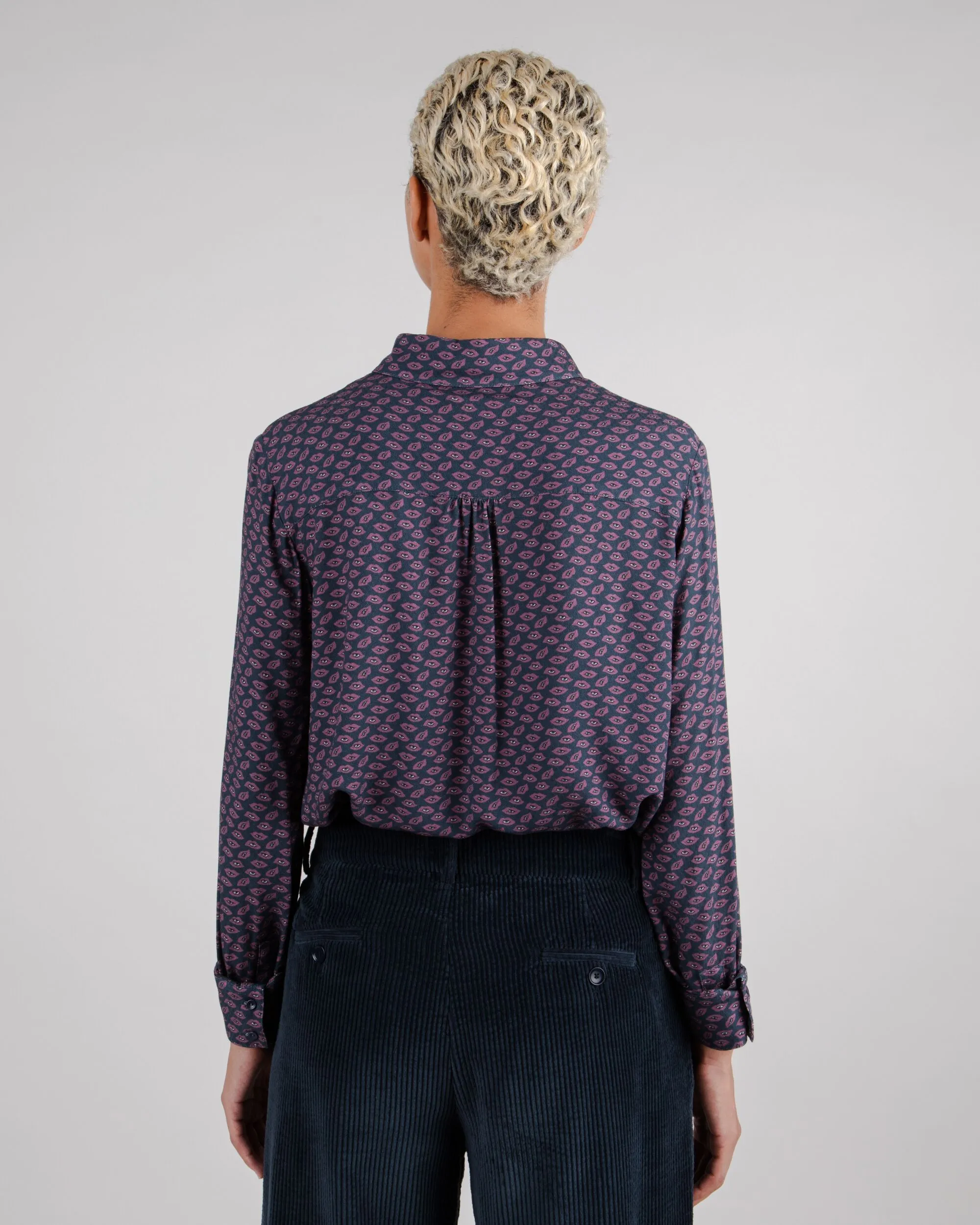 Blusa Slim Fit Lips Prune sold by Ivalo.com product image thumbnail 4