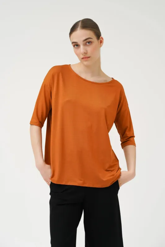 Umi Top Almond sold by Ivalo.com