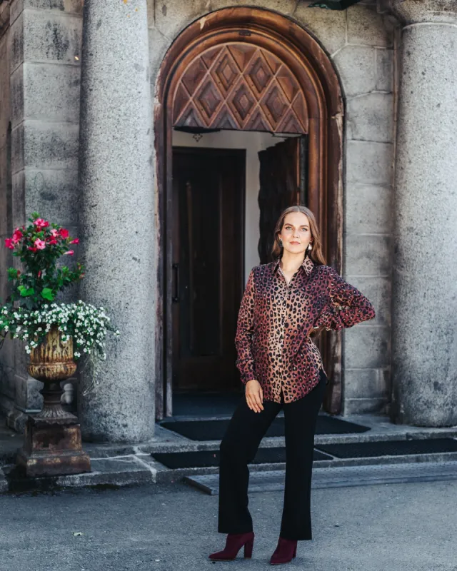 Chloe Button-up Shirt Coco Leo sold by Ivalo.com