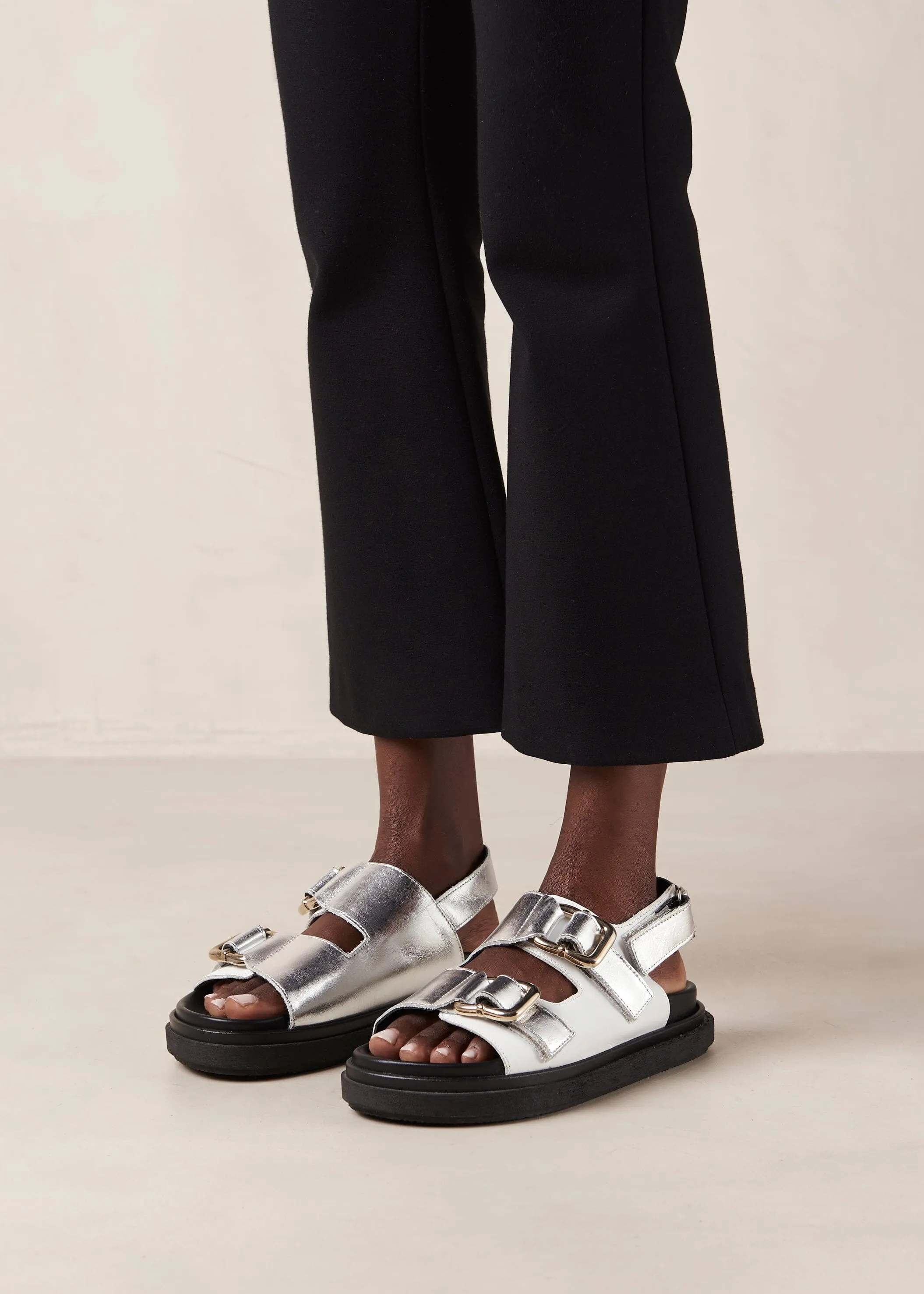 Harper Sandals Shimmer Silver Bright White sold by Ivalo.com