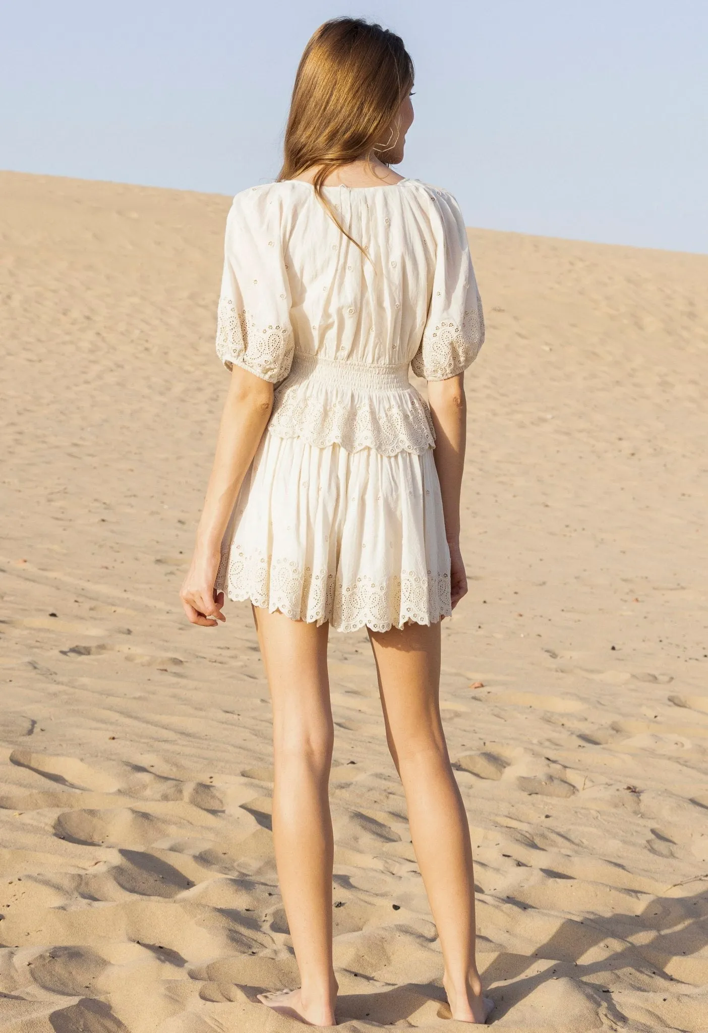 Mykonia Eyelet Embroidered Pleated Shorts sold by Ivalo.com product image thumbnail 4