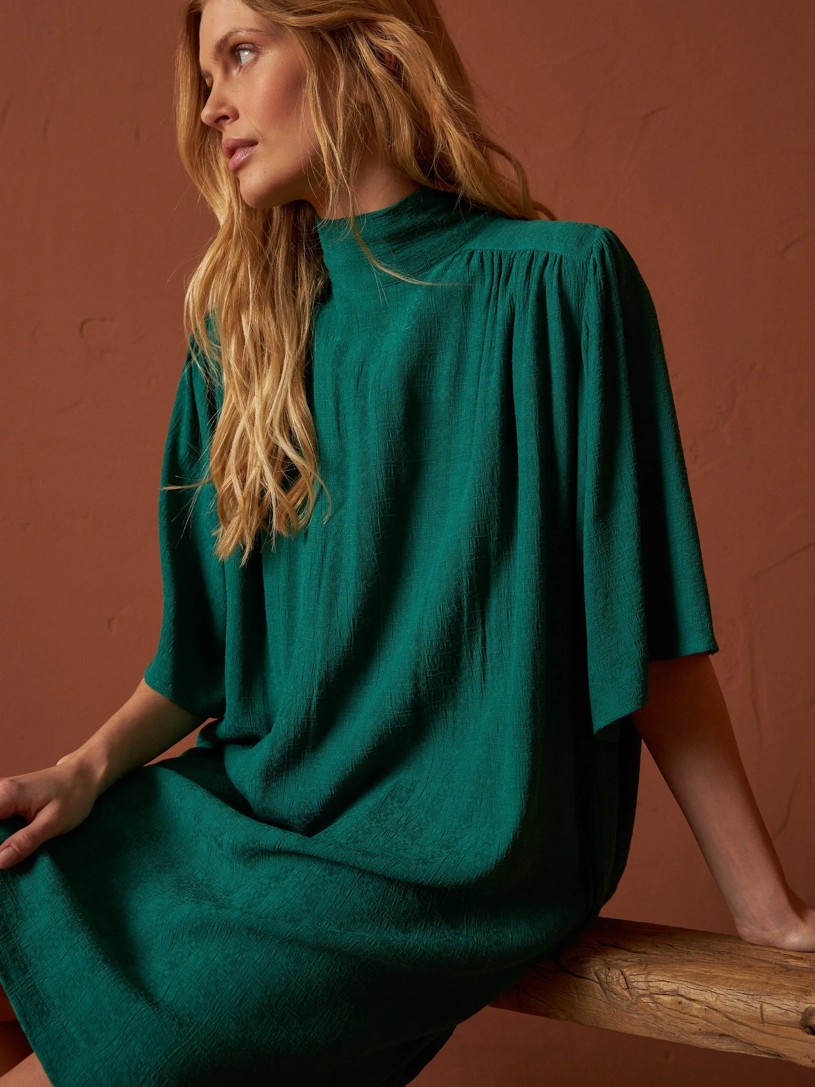 Flowy Short Dress Green sold by Ivalo.com product image thumbnail 3