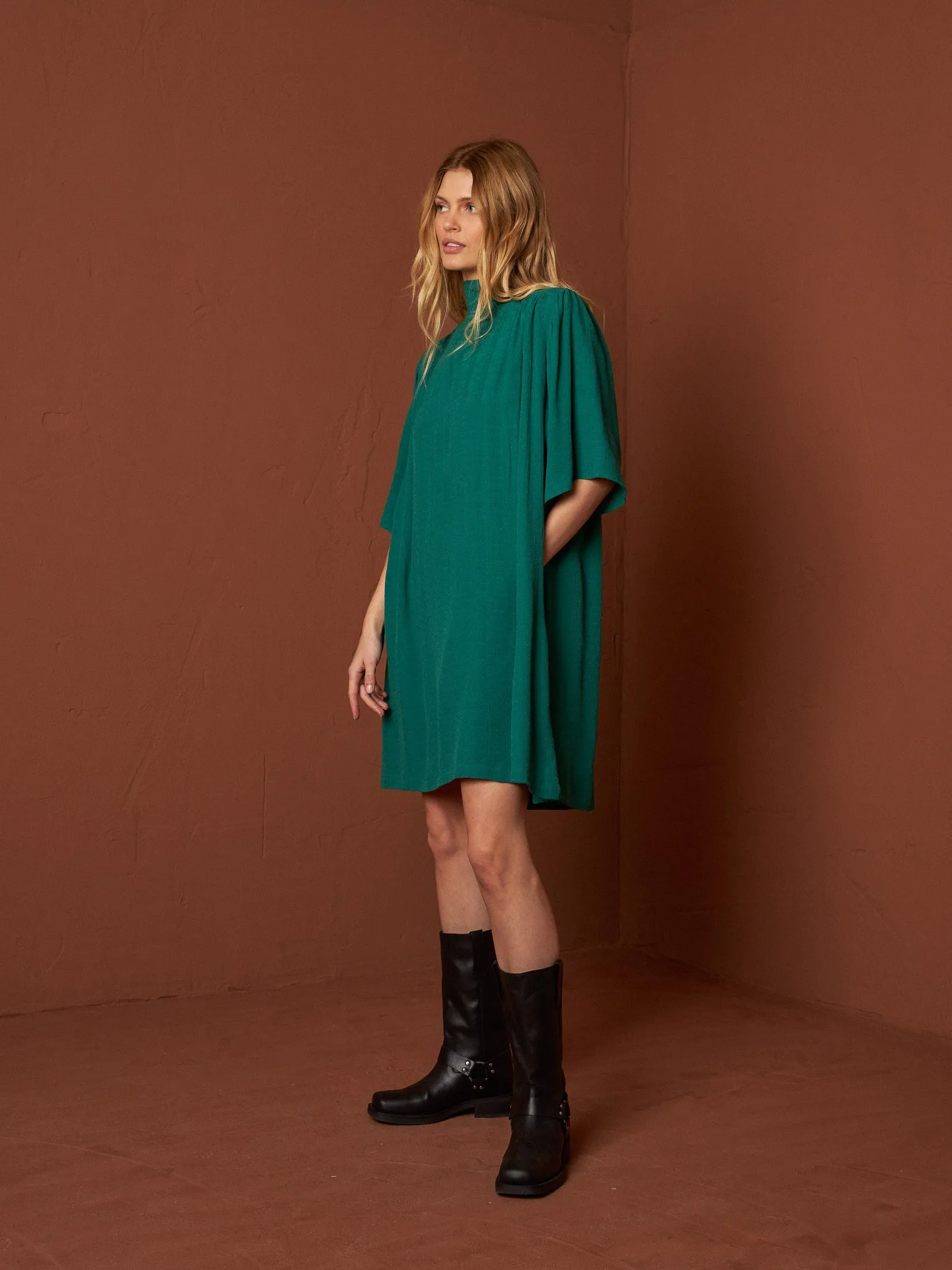 Flowy Short Dress Green sold by Ivalo.com