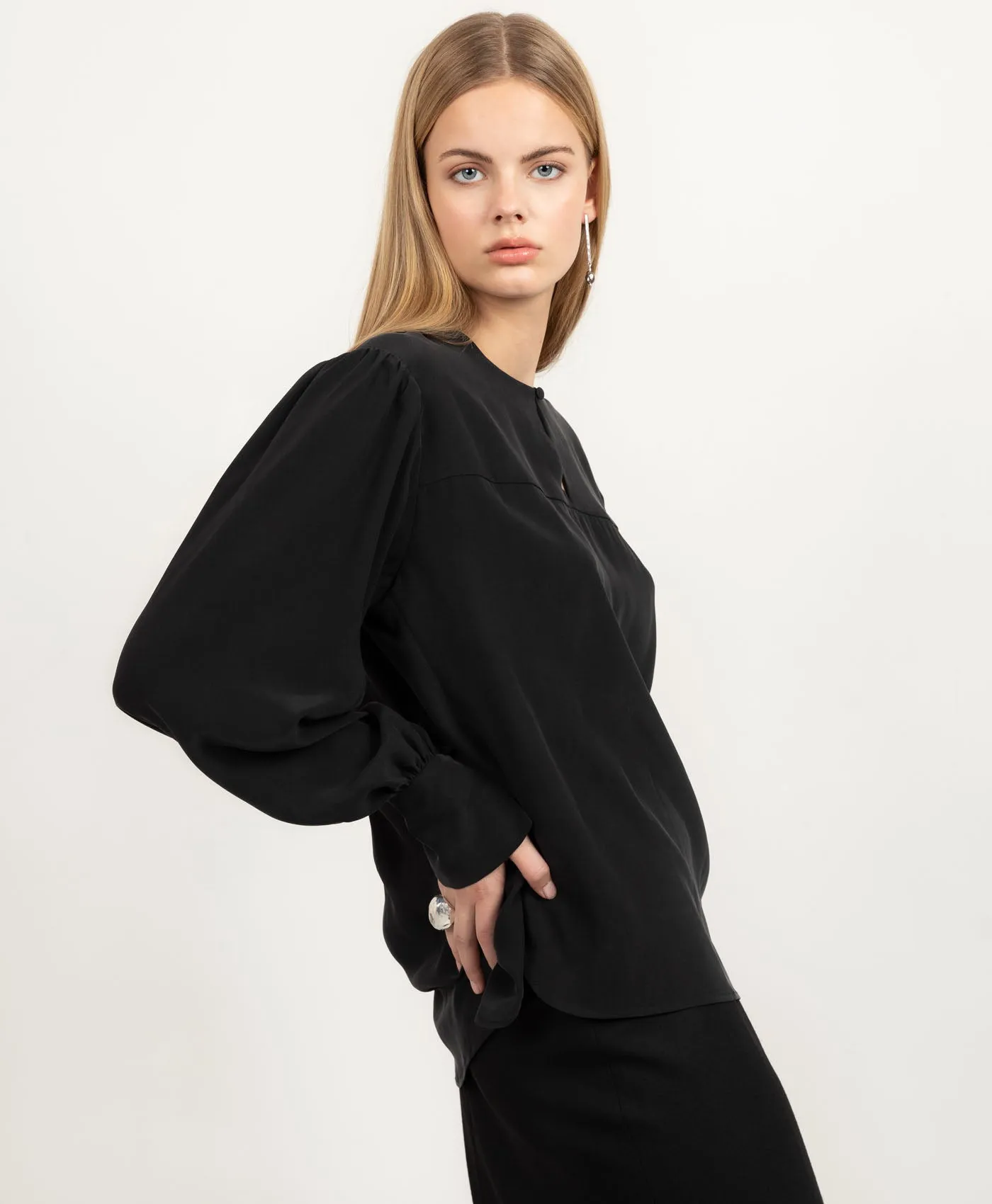 Blaze Silk Blouse Black sold by Ivalo.com product image thumbnail 3