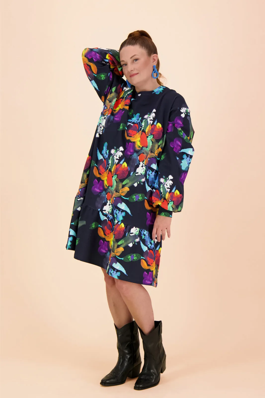 Ruffle Sweatshirt Dress Black Bouquet sold by Ivalo.com product image thumbnail 4