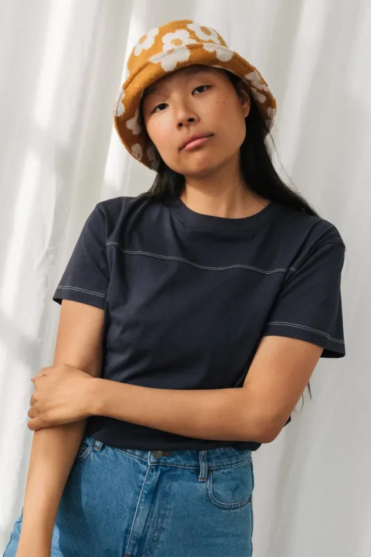 Vikna T-Shirt Dark Navy Blue sold by Ivalo.com