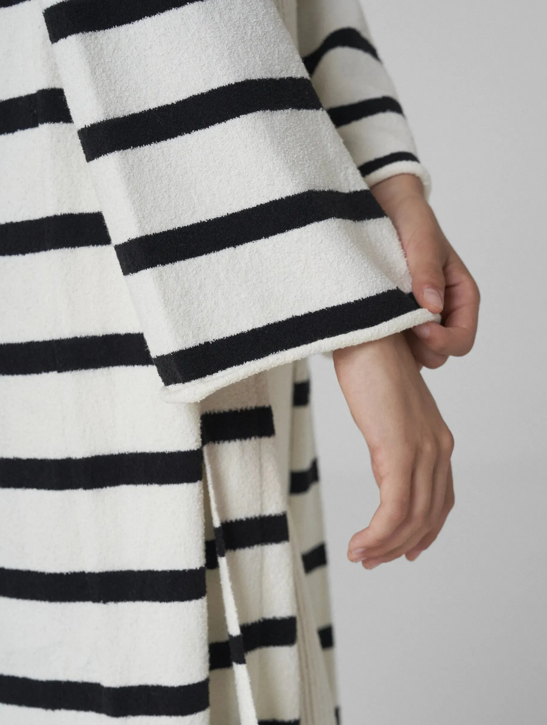 Maha Maxi Cardigan Striped Black/White sold by Ivalo.com product image thumbnail 4