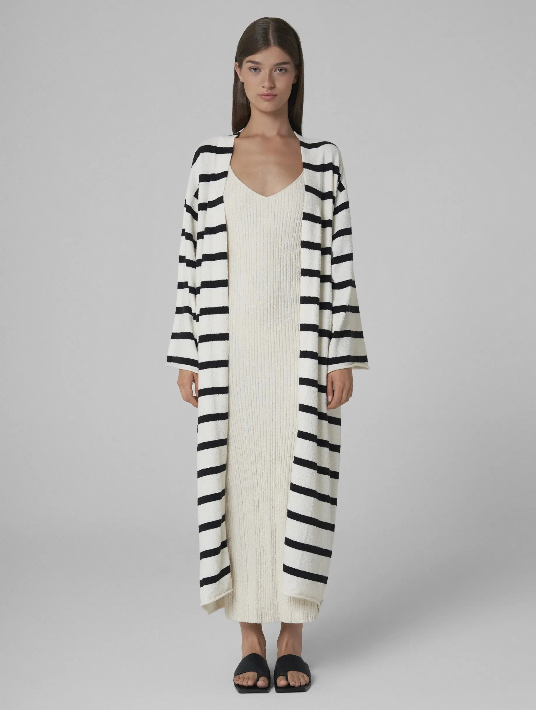 Maha Maxi Cardigan Striped Black/White sold by Ivalo.com