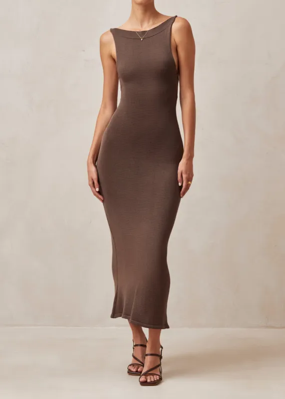 Delicate Tricot Midi Dress Brown sold by Ivalo.com